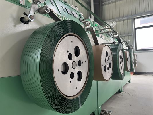 İyi bir fiyat. 400mm İçlerindeki Diametreler Aralıklı PET Kemer Dönüştürme Makinesi 10-70kg Dönüştürme Kapasitesi çevrimiçi