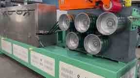 İyi bir fiyat. Yüksek Doğrulukta Otomatik Tek Vidalı PET Şerit Yapma Makinesi ve PET Şerit Üretim Hattı çevrimiçi